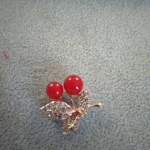 Elegant Red and Gold Cherry Brooch - Picture 3 of 4